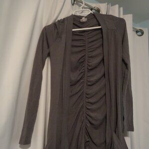 Women's long sleeve Suzy  Shier small top grey
